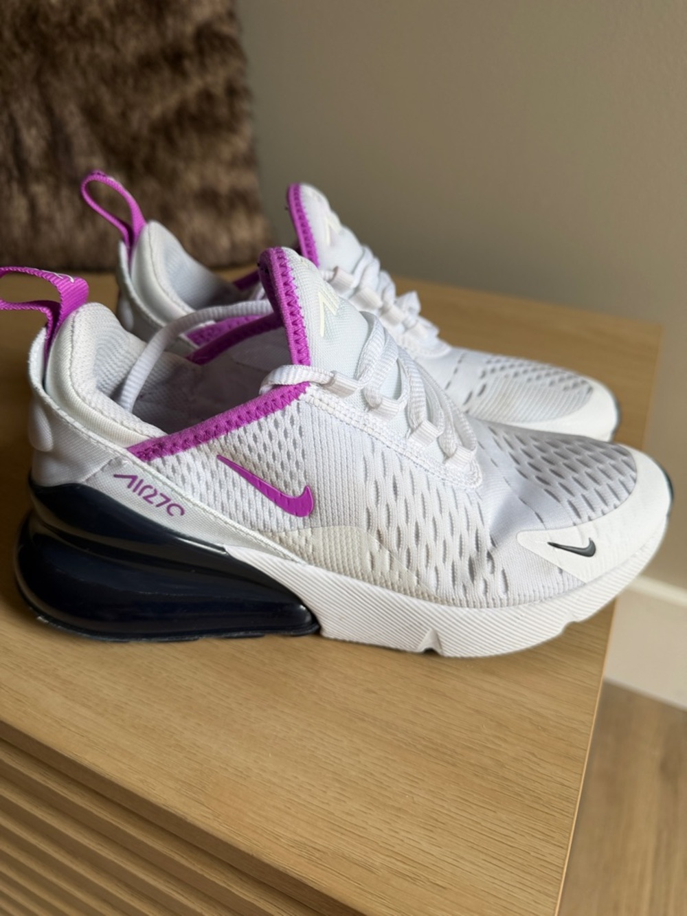 Nike Air Max 270 White Sneakers with Purple and Black. Size 4Y
